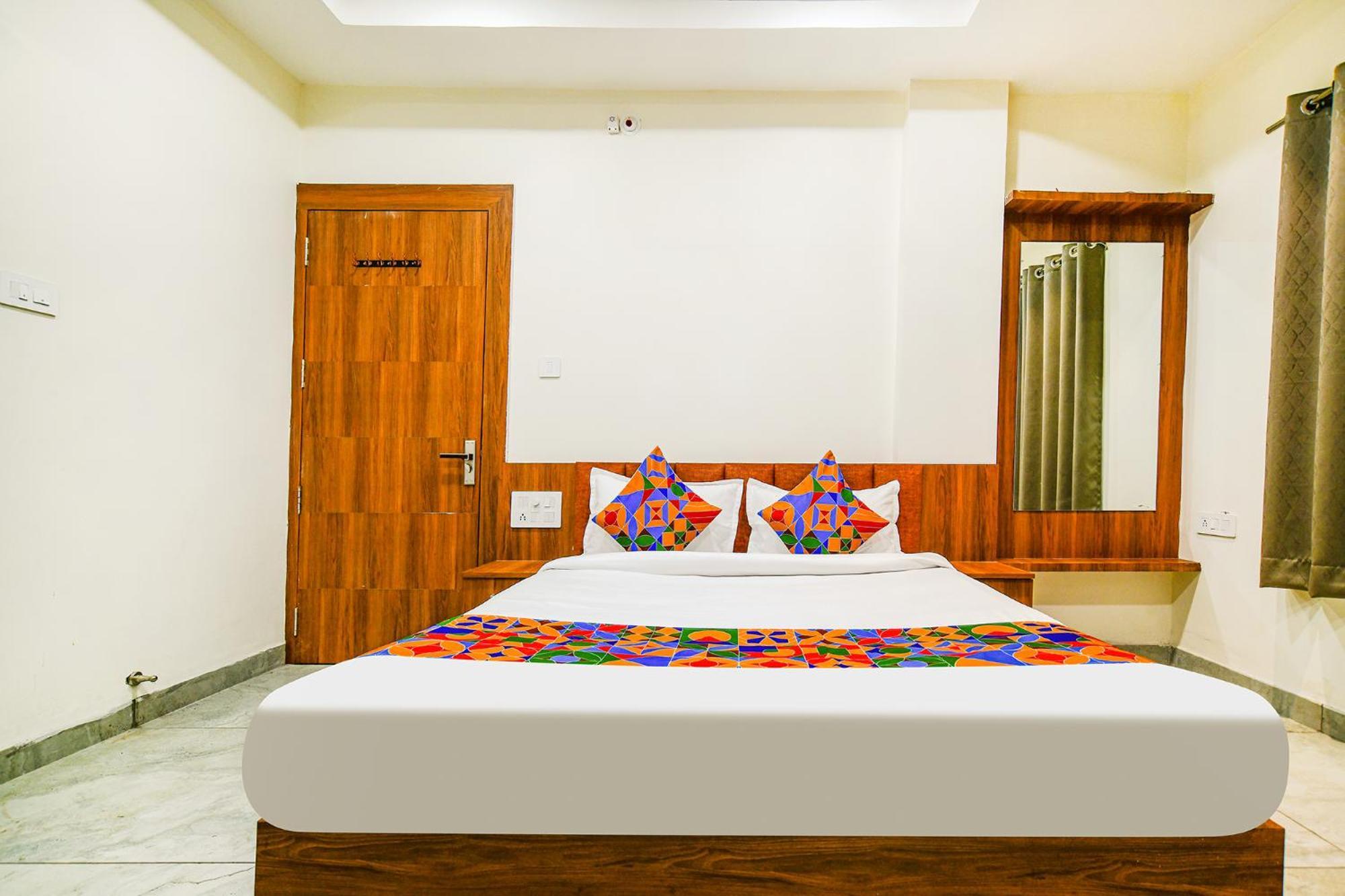 Fabhotel Shree Nakoda Paradise Ujjain Exterior photo